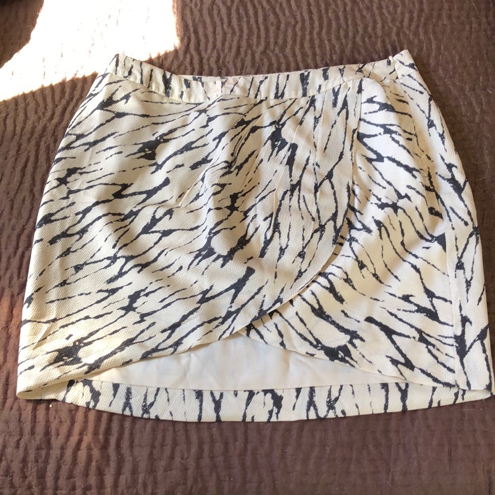 Print silk skirt